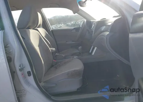 2011 Subaru Forester 2.5X z USA, uszkodzony, nr VIN JF2SHABC8BH721610